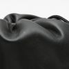 Bottega Veneta  Pouch mini  handbag/clutch  in black leather - Detail D1 thumbnail