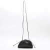 Bottega Veneta  Pouch mini  handbag/clutch  in black leather - Detail D2 thumbnail