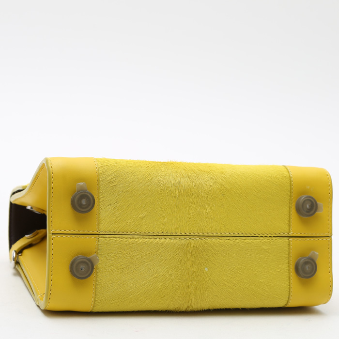 Dior Diorever handbag in yellow foal and yellow leather - Detail D5