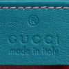 Bolso bandolera Gucci  GG Marmont Camera en terciopelo acolchado azul - Detail D4 thumbnail