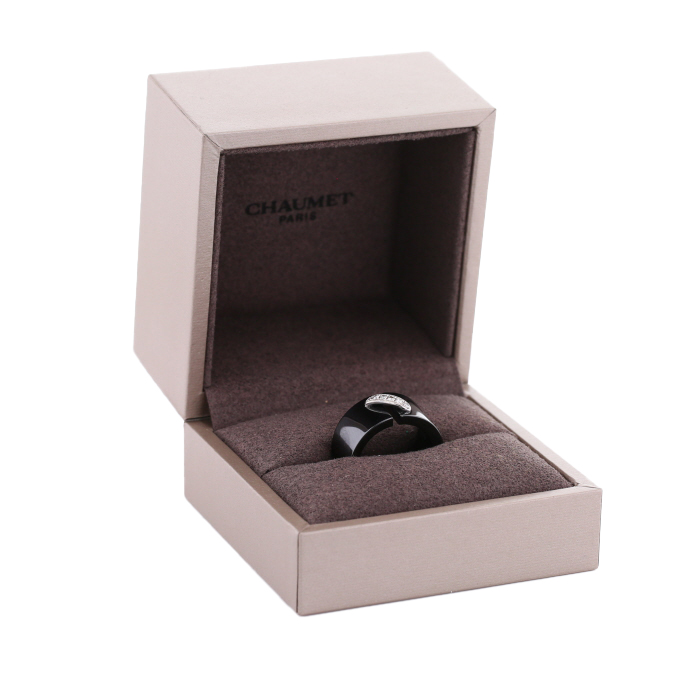 Bague Chaumet Lien en or blanc, diamants et céramique - Detail D2