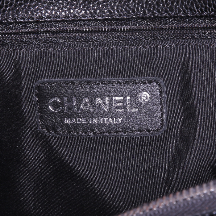 Shopping bag Chanel  Shopping GST in pelle martellata e trapuntata nera - Detail D3