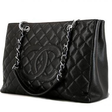 Chanel Shopping Tote 381743
