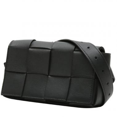 Pochette Bottega Veneta  Cassette en cuir intrecciato noir