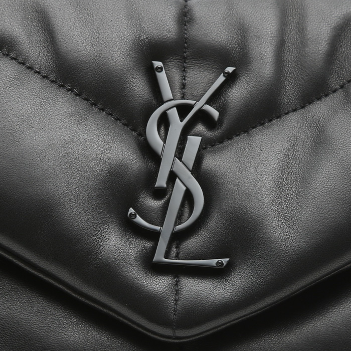 Borsa a tracolla Saint Laurent Loulou Puffer modello piccolo in pelle trapuntata nera - Detail D1