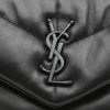 Bolso bandolera Saint Laurent  Loulou Puffer modelo pequeño  en cuero acolchado negro - Detail D1 thumbnail