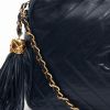 Bolso bandolera Chanel  Camera en cuero acolchado azul marino - Detail D1 thumbnail