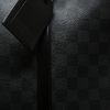 Borsa portadocumenti Louis Vuitton  Porte documents Voyage in tela a scacchi grigia e pelle nera - Detail D1 thumbnail