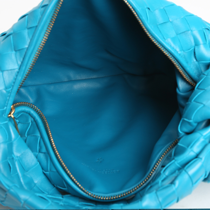 Bolso de mano Bottega Veneta  Teen Jodie en cuero intrecciato azul - Detail D2