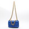 Bottega Veneta  Cassette shoulder bag  in blue braided leather - Detail D8 thumbnail