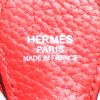 Bolso bandolera Hermès  Evelyne modelo mediano  en cuero togo rojo - Detail D4 thumbnail