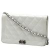 Chanel  Wallet on Chain shoulder bag  in silver quilted grained leather - 00pp thumbnail