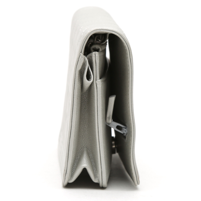 Bolso bandolera Chanel  Wallet on Chain en cuero granulado acolchado plateado - Detail D7