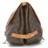 Louis Vuitton  Saumur medium model  shoulder bag  in brown monogram canvas  and natural leather - Detail D6 thumbnail