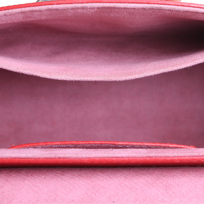 Bolso de mano Louis Vuitton  Twist en cuero rojo - Detail D2