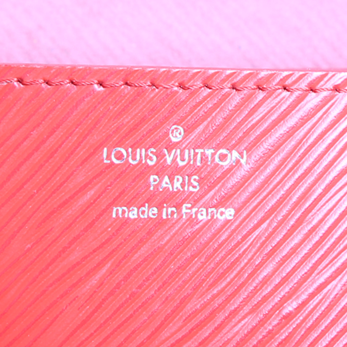 Sac à main Louis Vuitton  Twist en cuir rouge - Detail D3