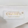 Chanel  Boy shoulder bag  in white quilted leather - Detail D3 thumbnail