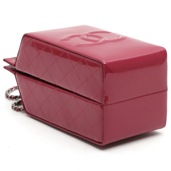 Minaudière Chanel Lait de Coco en cuir verni rose-framboise - Detail D4