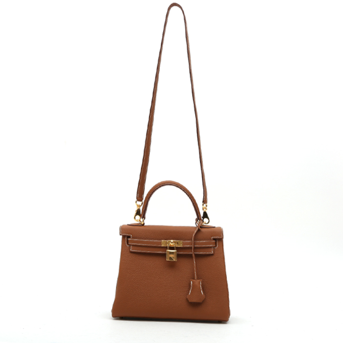 Bolso de mano Hermès  Kelly 25 cm en cuero togo color oro - Detail D9