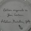 Jean Cocteau (1889-1963) & Atelier Madeline-Jolly, "Chevalier de Malte", A white earthenware ceramic plate, partially engraved, with coloured engobe - 1958 (A.G.183) - Detail D4 thumbnail