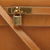 Hermès  Kelly 32 cm handbag  in gold Pecari leather - Detail D1 thumbnail