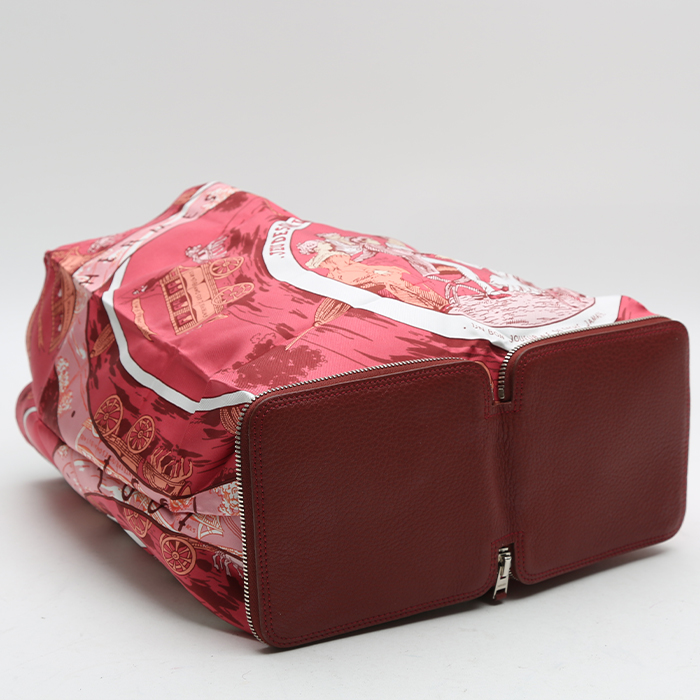 Hermès  Silky Pop - Shop Bag shopping bag  in red printed canvas  and red H togo leather - Detail D5