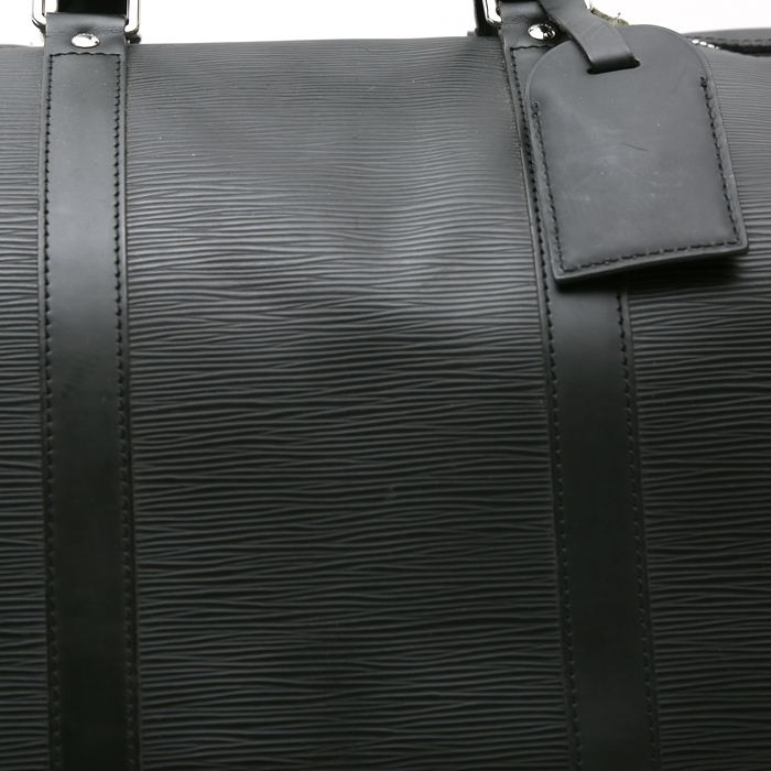Sac de voyage Louis Vuitton  Keepall 55 en cuir épi noir - Detail D1