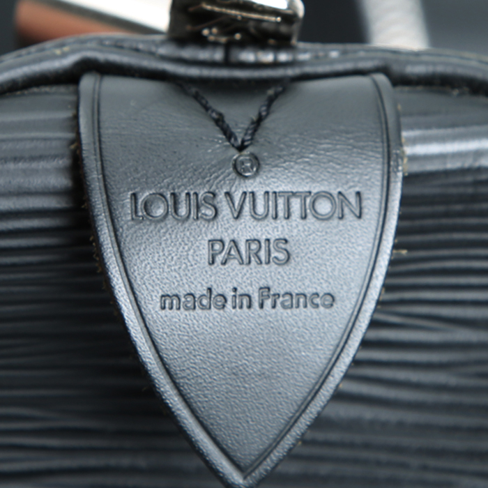 Louis Vuitton  Keepall 55 travel bag  in black epi leather - Detail D3