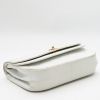 Chanel  Vintage handbag  in white quilted leather - Detail D4 thumbnail