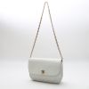 Chanel  Vintage handbag  in white quilted leather - Detail D8 thumbnail