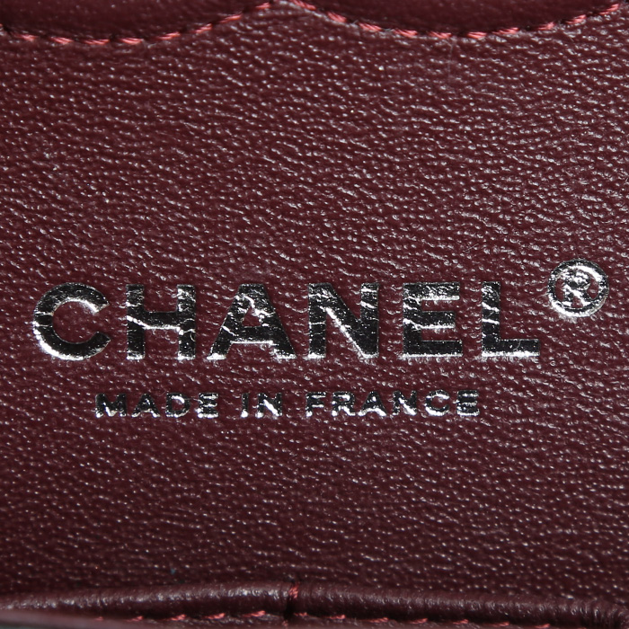 Sac à main Chanel  Timeless Classic moyen modèle  en cuir matelassé noir - Detail D3