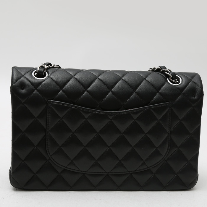 Sac à main Chanel  Timeless Classic moyen modèle  en cuir matelassé noir - Detail D7