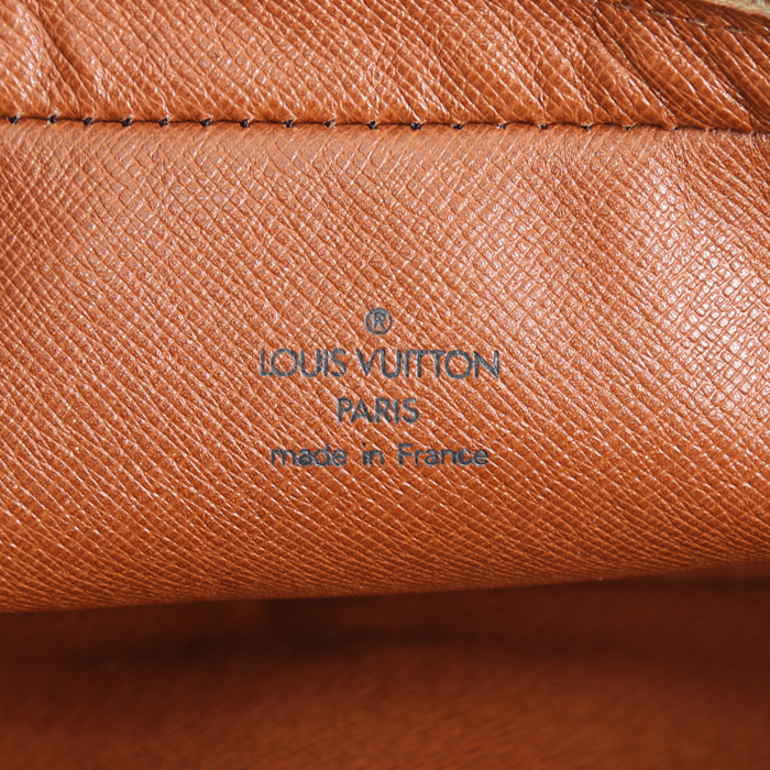 Bolso bandolera Louis Vuitton  Marly en lona Monogram marrón y cuero natural - Detail D3