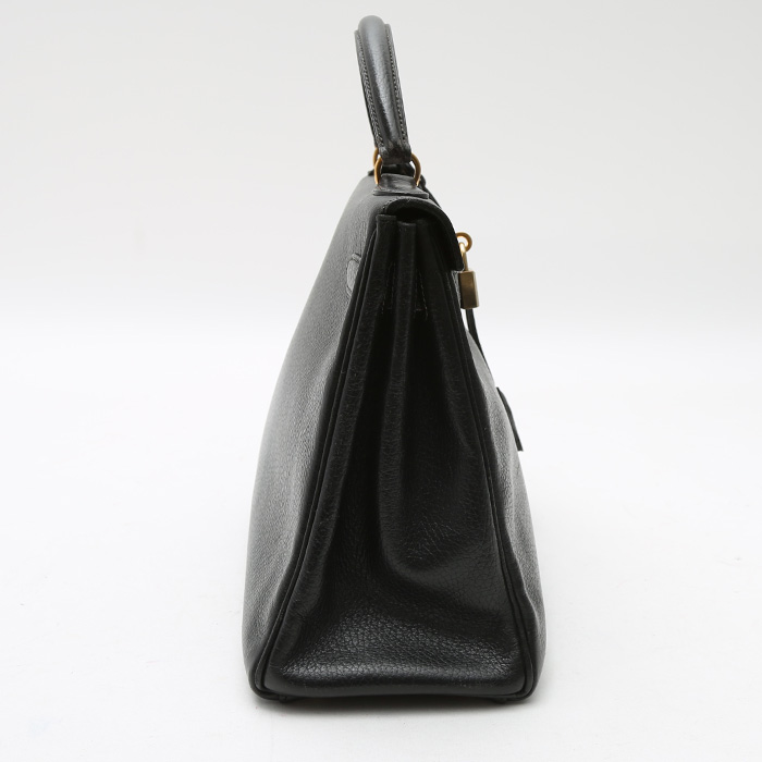 Bolso de mano Hermès  Kelly 32 cm en vaca bermeja negra - Detail D7