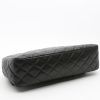 Chanel  Timeless Jumbo shoulder bag  in black leather - Detail D4 thumbnail