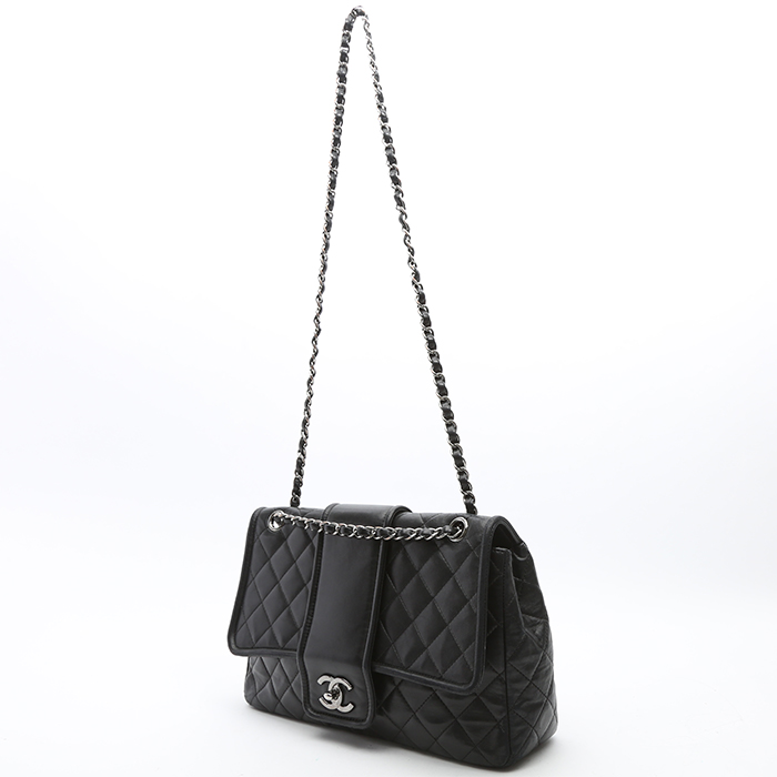 Borsa a tracolla Chanel  Timeless Jumbo in pelle nera - Detail D8