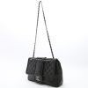 Chanel  Timeless Jumbo shoulder bag  in black leather - Detail D8 thumbnail