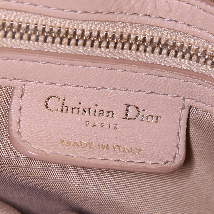 Bolso de mano Dior Le 30 en cuero cannage beige - Detail D3