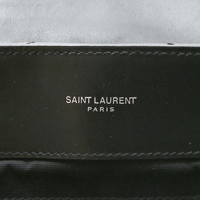 Borsa a tracolla Saint Laurent Loulou modello medio in pelle trapuntata a zigzag nera - Detail D3