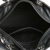 Bolso de mano Dior  Lady Dior en cuero cannage negro - Detail D2 thumbnail