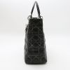 Bolso de mano Dior  Lady Dior en cuero cannage negro - Detail D5 thumbnail