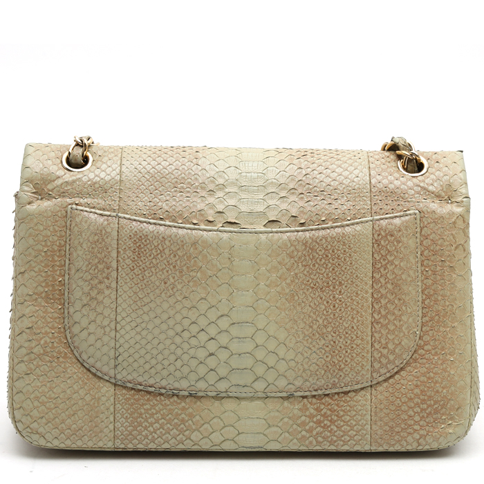 Chanel  Timeless Jumbo shoulder bag  in beige python - Detail D7