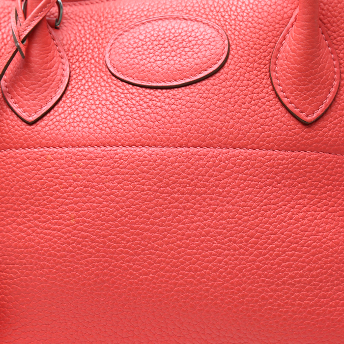 Hermès  Bolide handbag  in coral togo leather - Detail D1