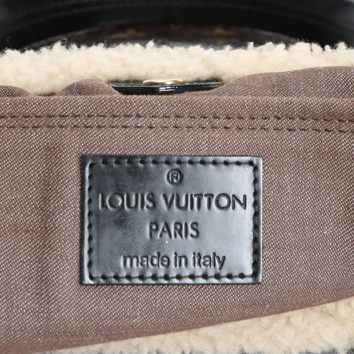 Bolso de mano Louis Vuitton  Editions Limitées en lona Monogram marrón y cuero negro - Detail D3