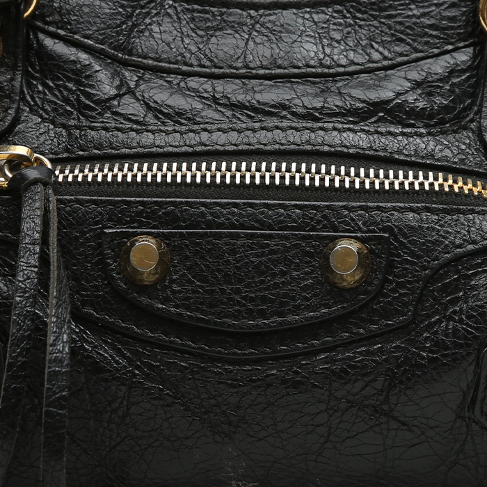 Bolso de mano Balenciaga  City modelo pequeño  en cuero negro - Detail D1