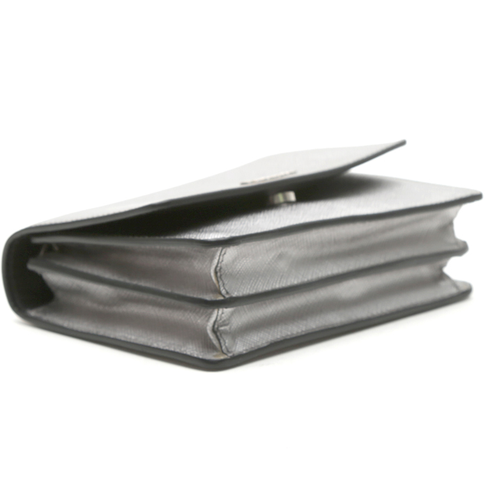 Prada   shoulder bag  in silver leather saffiano - Detail D4