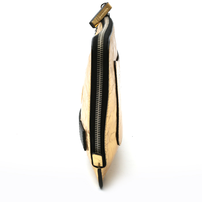 Chanel  Pochette pouch  in gold leather - Detail D5