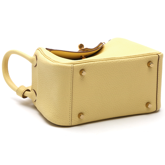 Borsa a tracolla Hermès  Lindy mini  in pelle togo Jaune Poussin - Detail D4