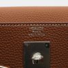 Bolso de mano Hermès  Kelly 32 cm en cuero togo color oro - Detail D3 thumbnail