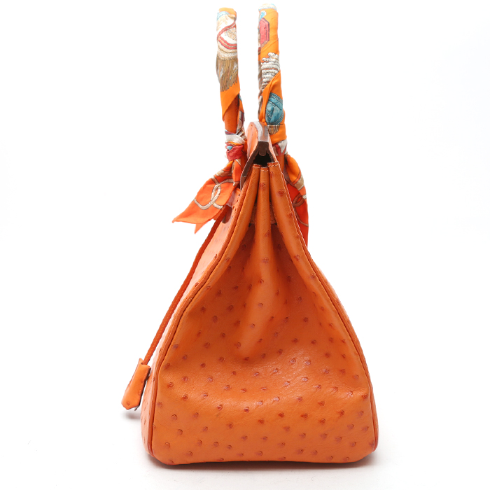 Bolso de mano Hermès  Birkin 35 cm en avestruz naranja - Detail D7